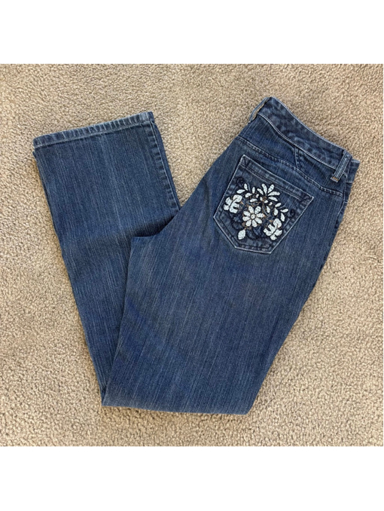 Chico's Denim - EUC Chicos Platinum Embroidered Slight Bootcut Jeans | Sz: 1.5 Reg